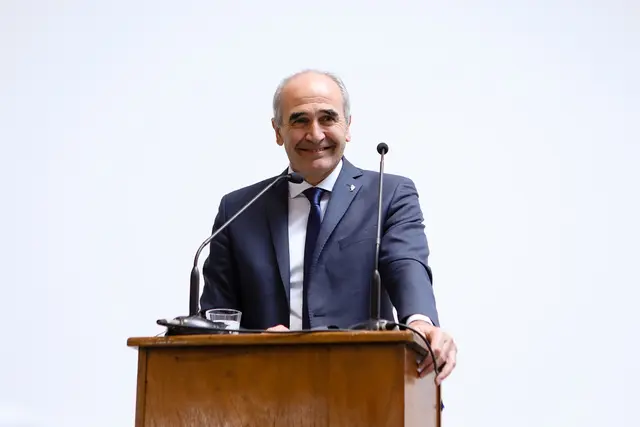 martin lopez armengol curriculum - Quién es el rector de la Universidad Nacional de la Plata